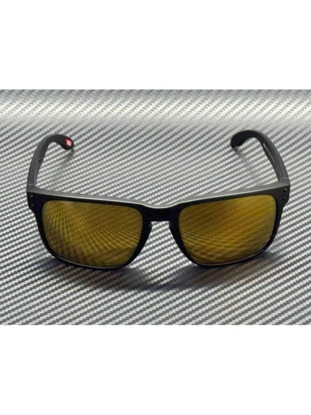 New Oakley Men  Sunglasses --